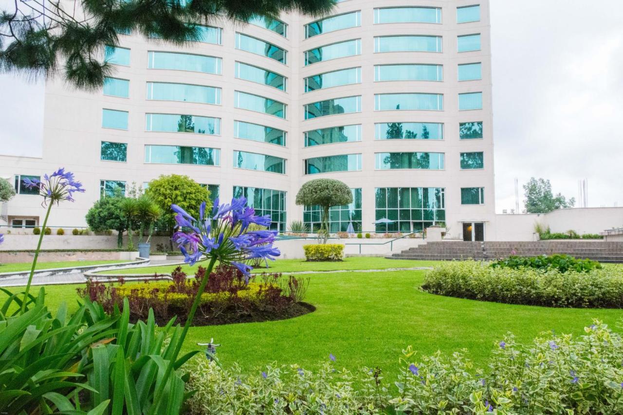 Aparta Hotel Torres De Suites Quito Buitenkant foto