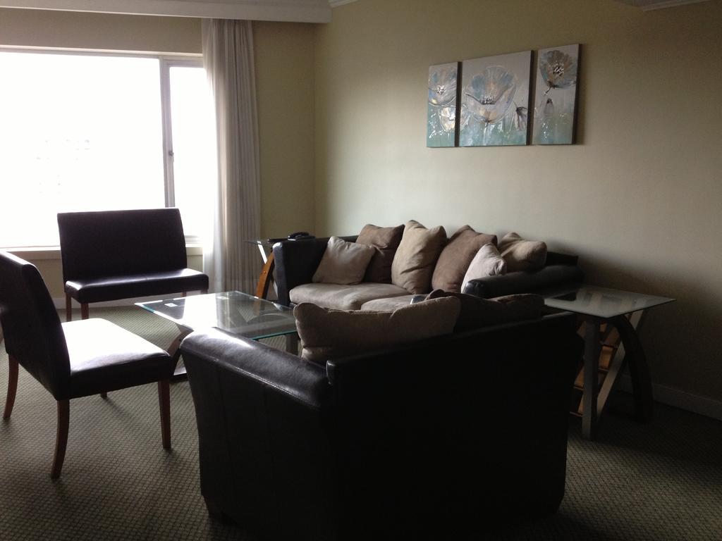 Aparta Hotel Torres De Suites Quito Kamer foto
